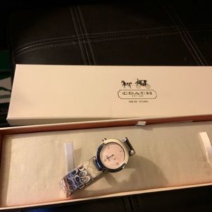 Micheal kors and coach difference prices